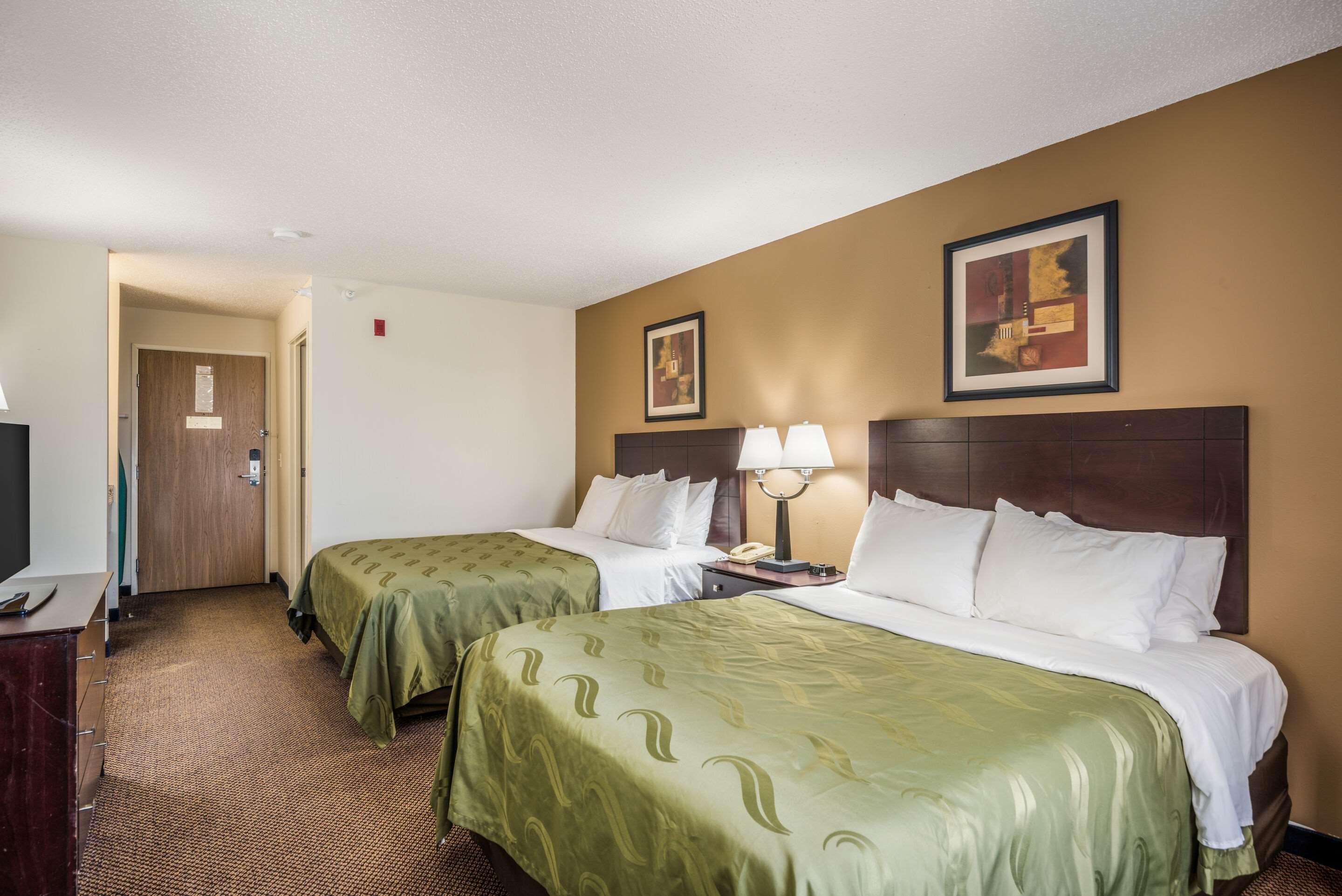 Quality Inn & Suites Eldridge Davenport North Dış mekan fotoğraf