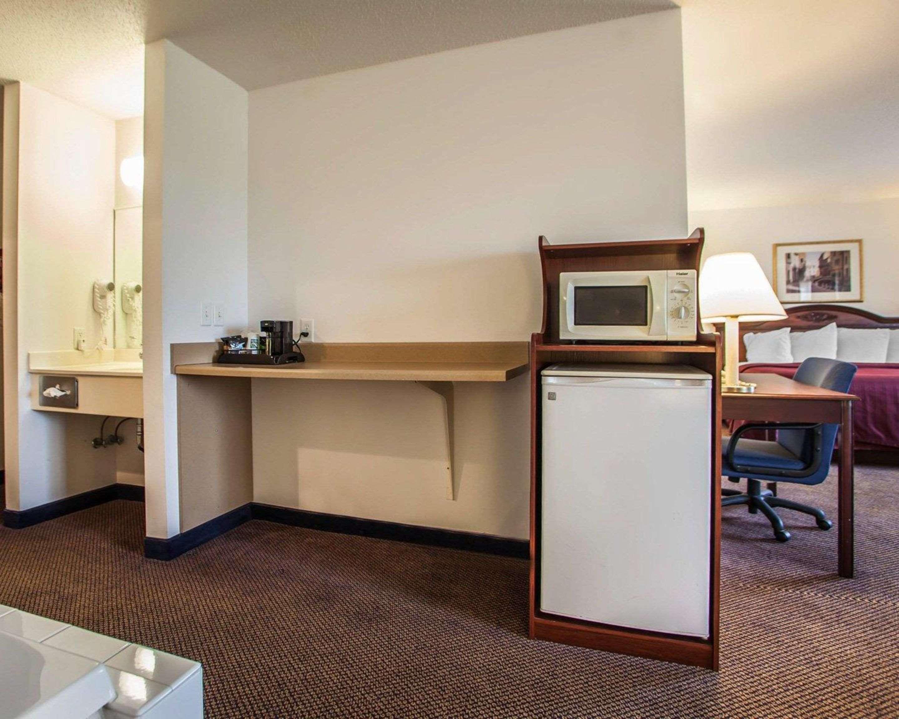 Quality Inn & Suites Eldridge Davenport North Dış mekan fotoğraf
