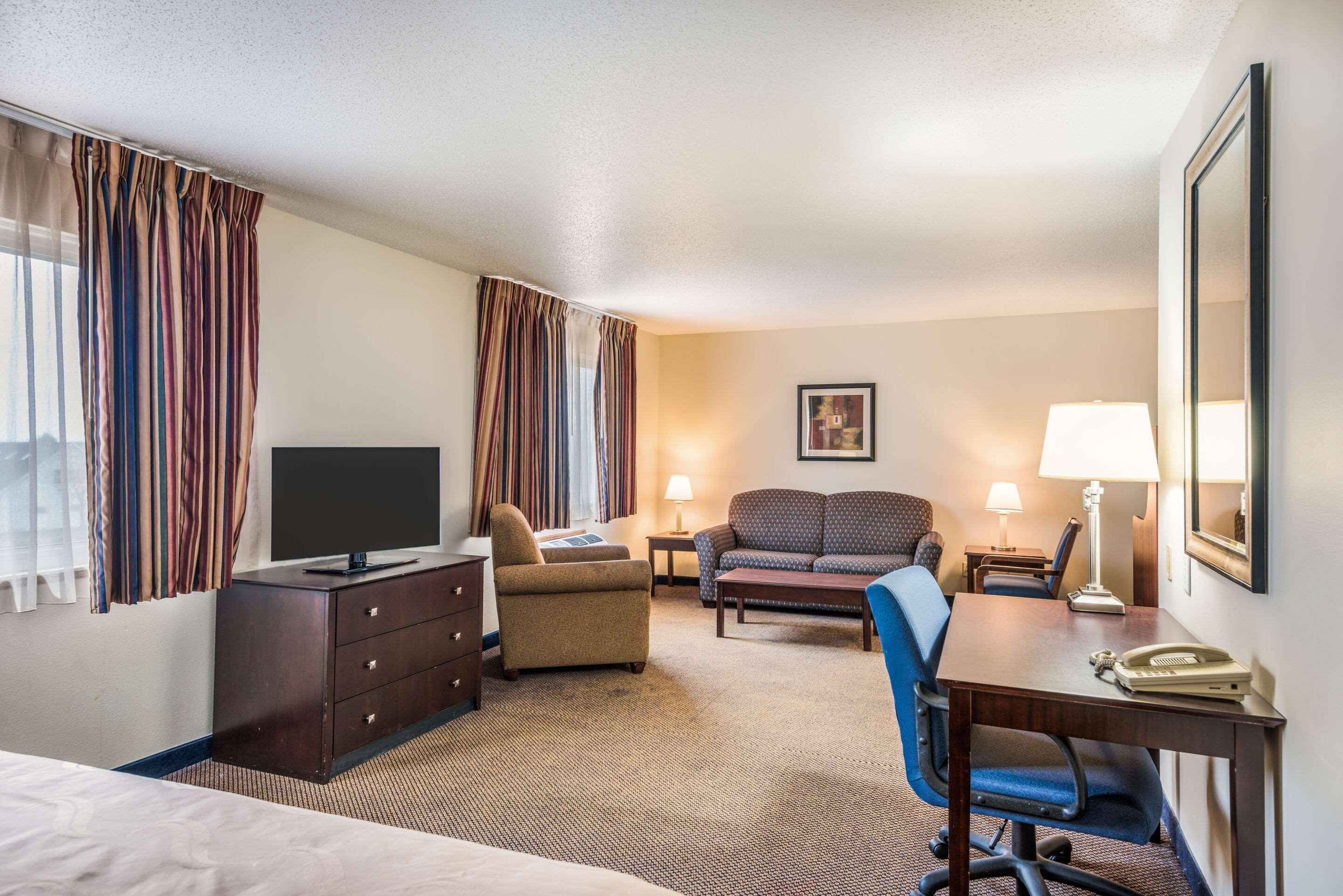 Quality Inn & Suites Eldridge Davenport North Dış mekan fotoğraf
