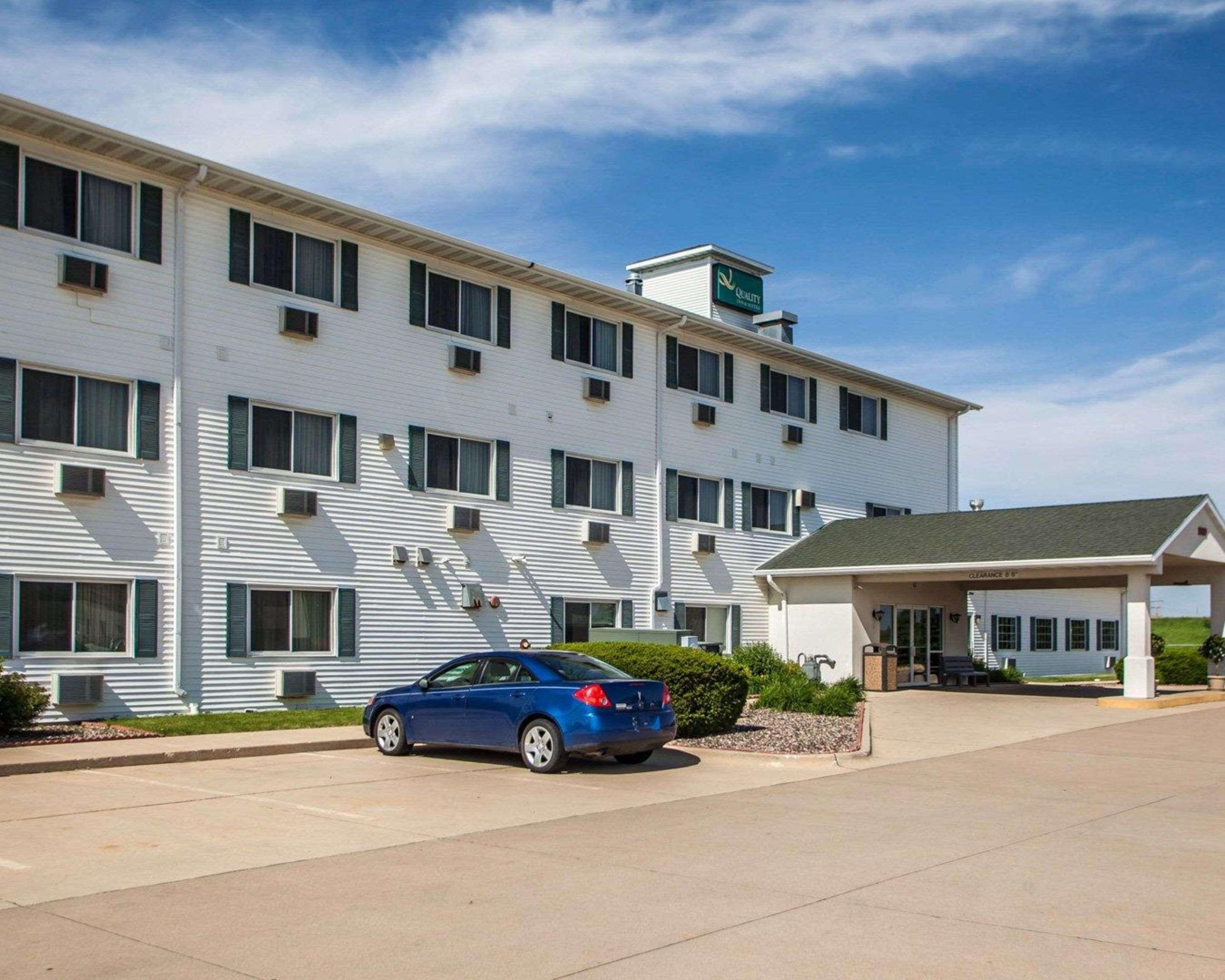 Quality Inn & Suites Eldridge Davenport North Dış mekan fotoğraf