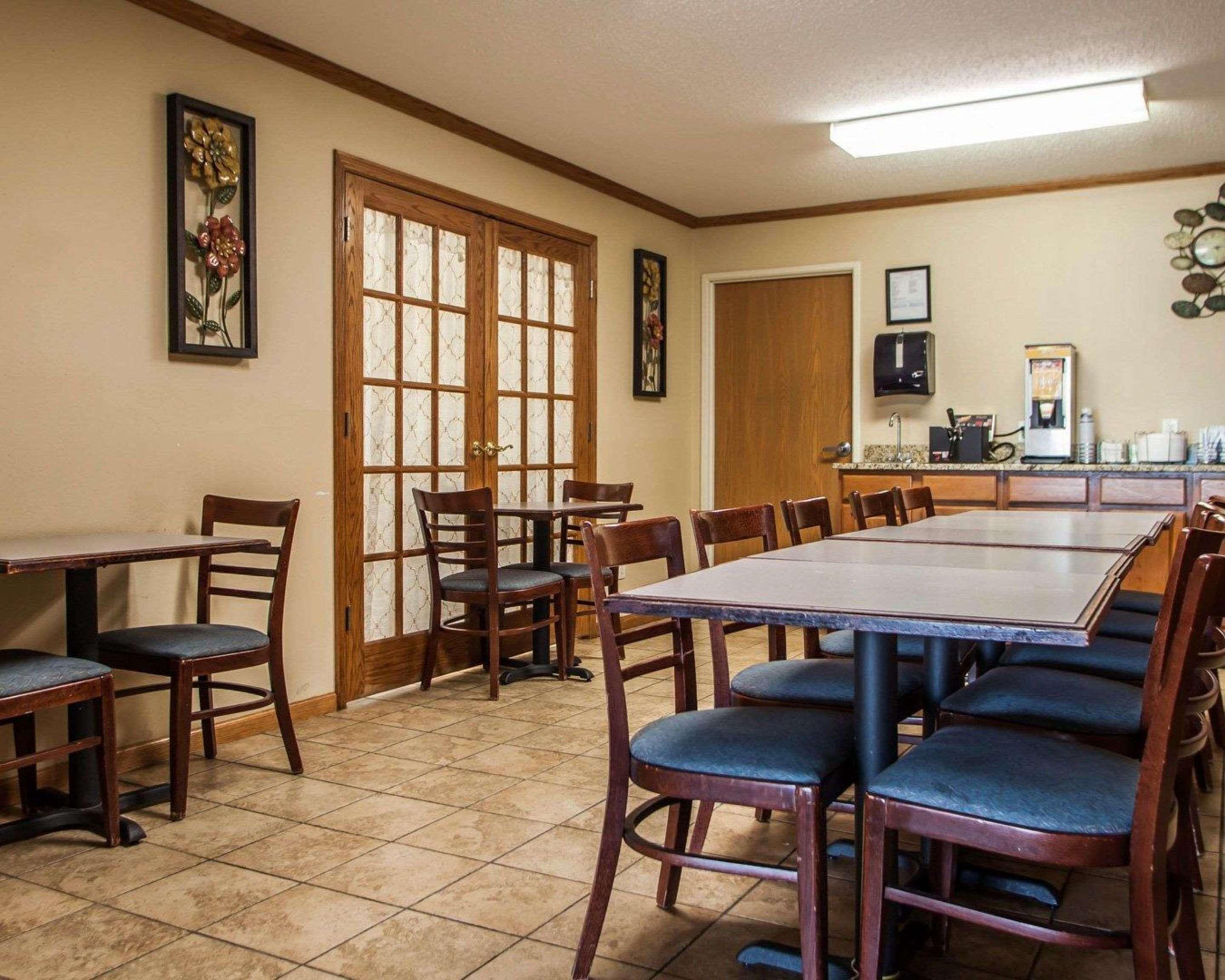 Quality Inn & Suites Eldridge Davenport North Dış mekan fotoğraf