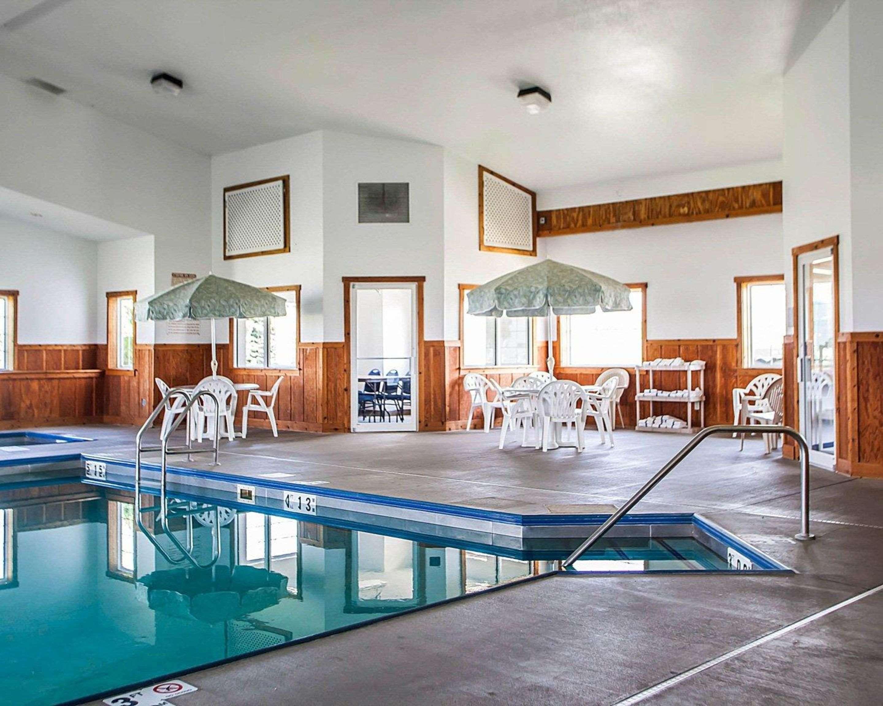 Quality Inn & Suites Eldridge Davenport North Dış mekan fotoğraf