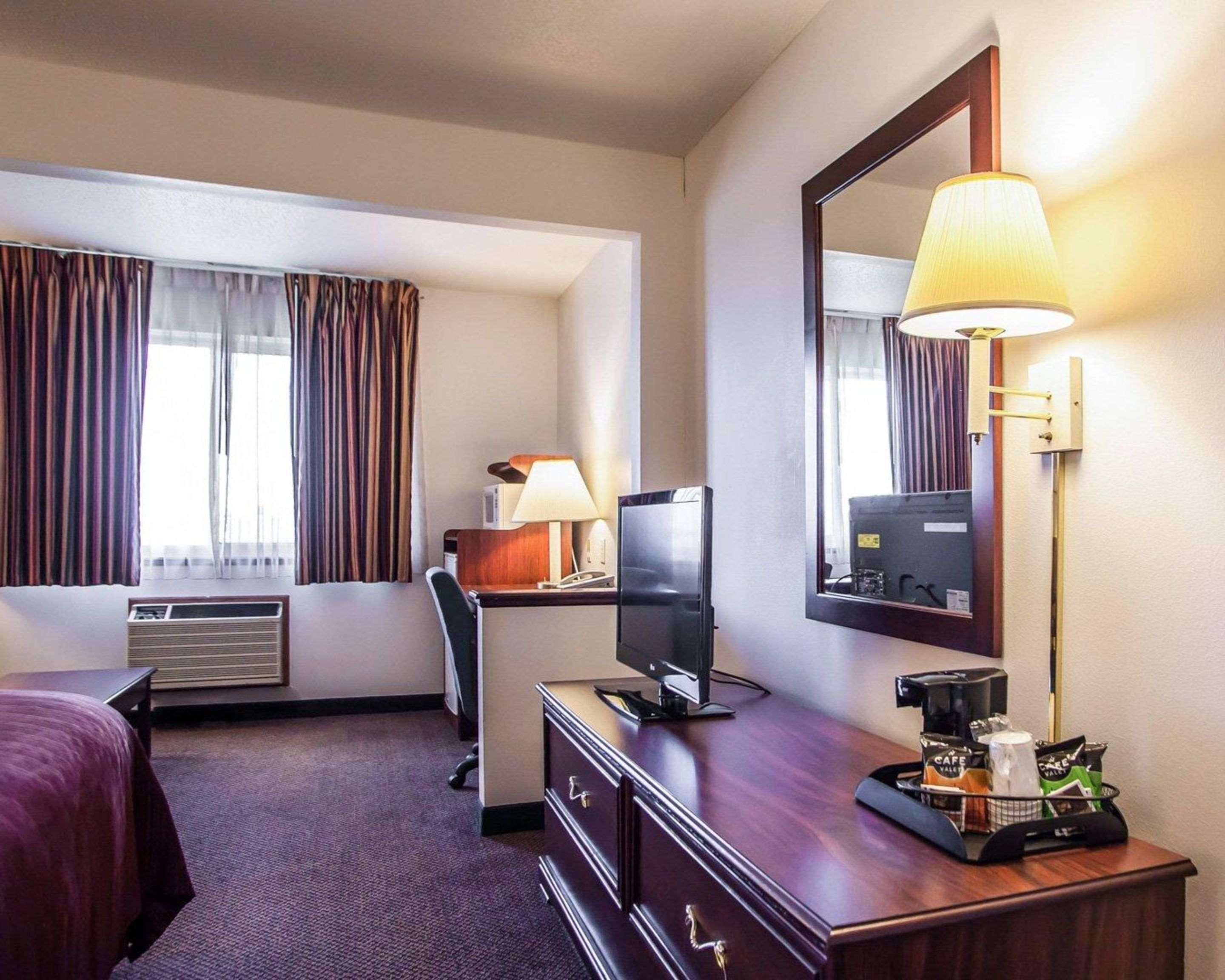 Quality Inn & Suites Eldridge Davenport North Dış mekan fotoğraf