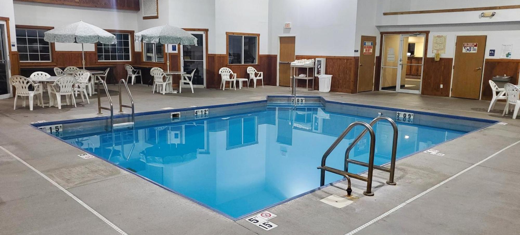 Quality Inn & Suites Eldridge Davenport North Dış mekan fotoğraf